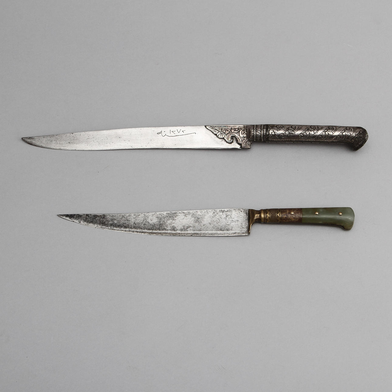 KNIVAR, 2 st, Jugoslavien och Indien.