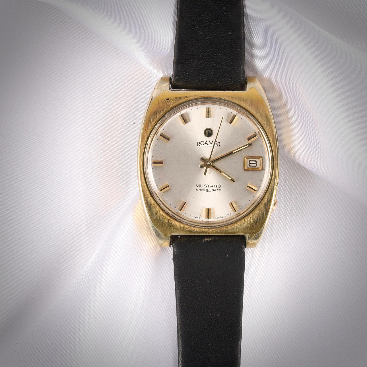 HERREN-ARMBANDUHR, Roamer Mustang Roto 44 data.