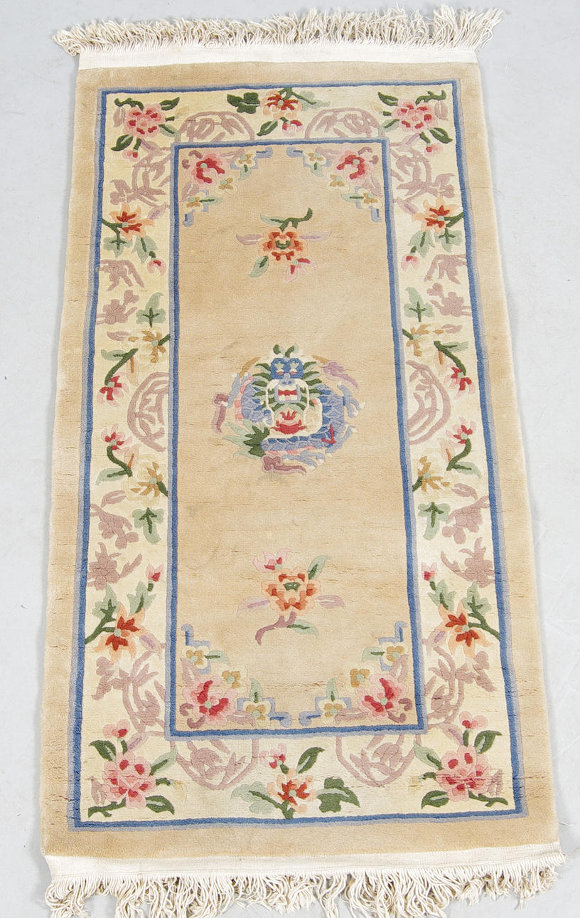 MATTA, Kina, 145 x 71 cm.