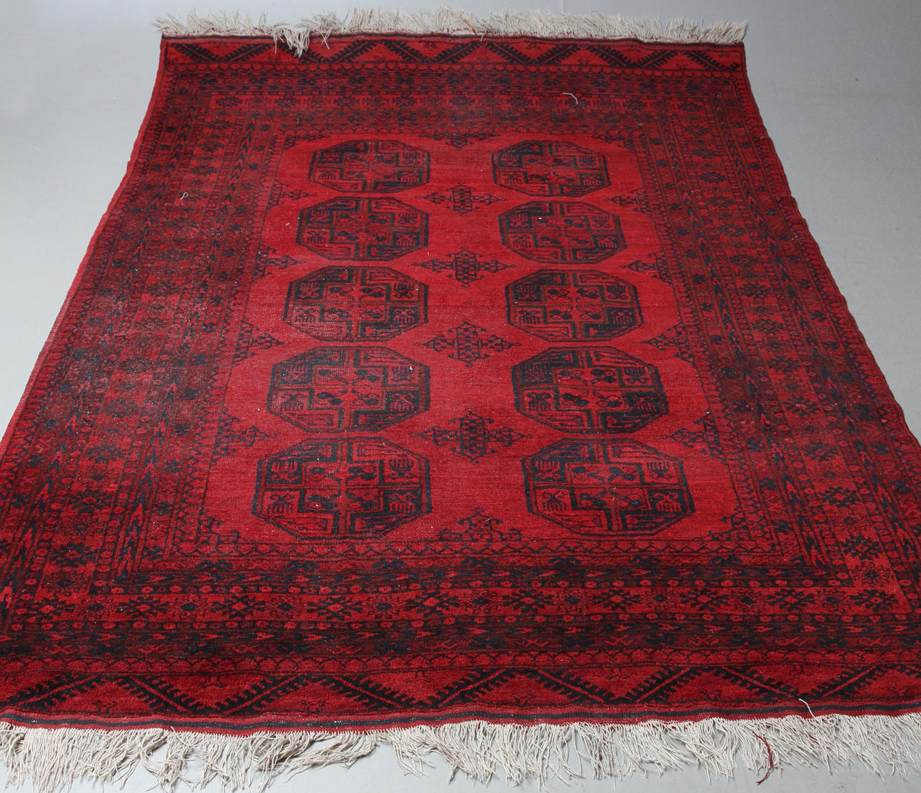 MATTA, orientalisk, ca 285 x 215 cm.