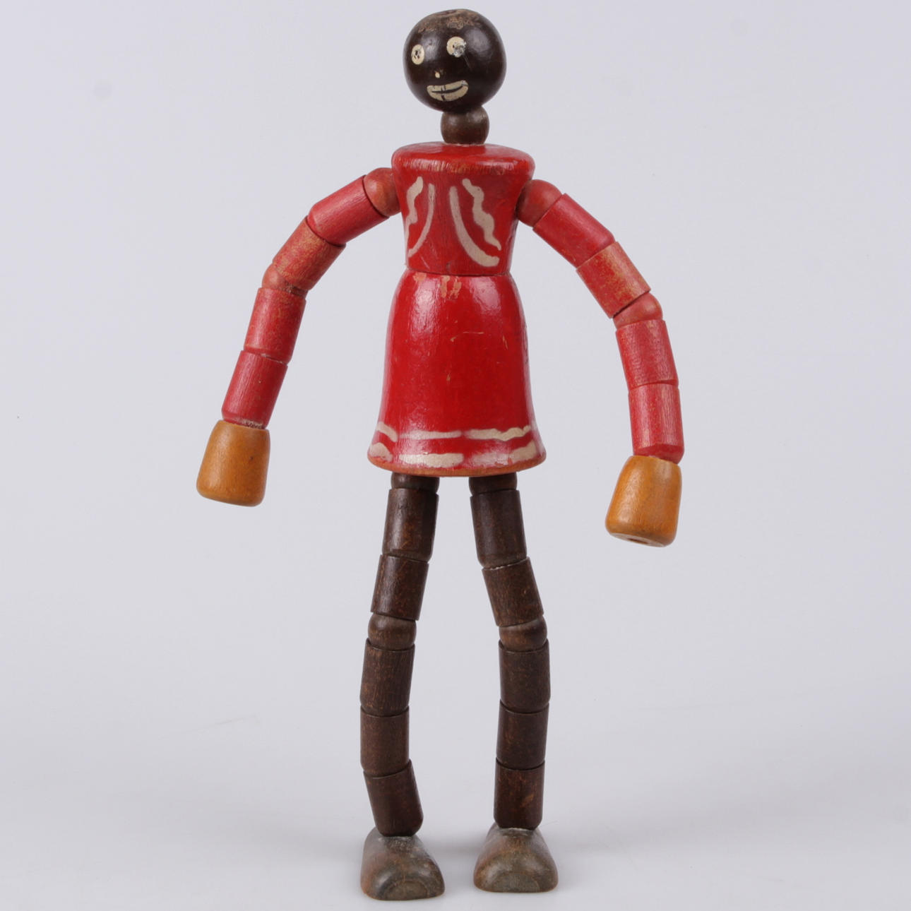 DOCKA, trä, rörliga leder, 1900-talets första hälft.