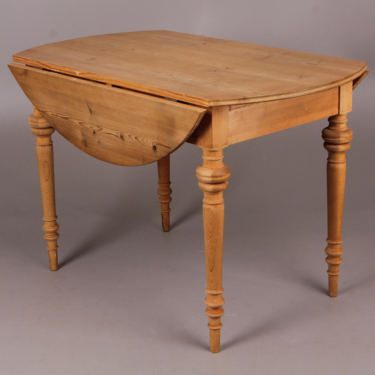 KLAFFBORD, furu, 1900-tal.