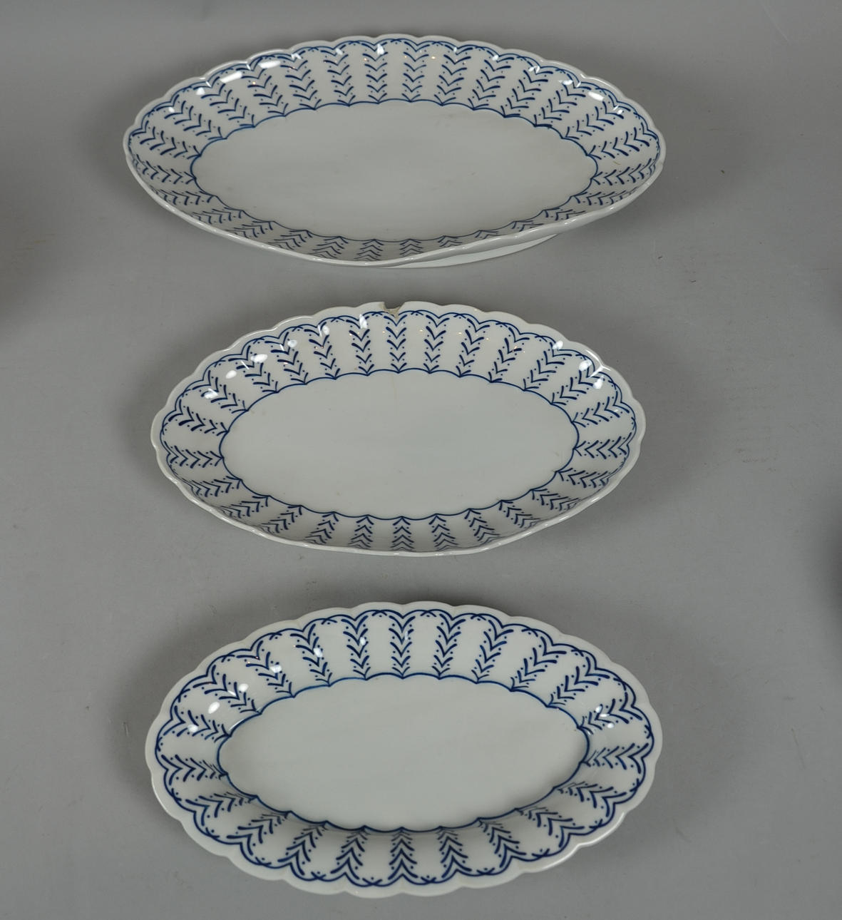 ERICH KUITHAN. TRE PLATTOR RUNT 1910 BURGAU A.D. SAALE FERDINAND SELLE.