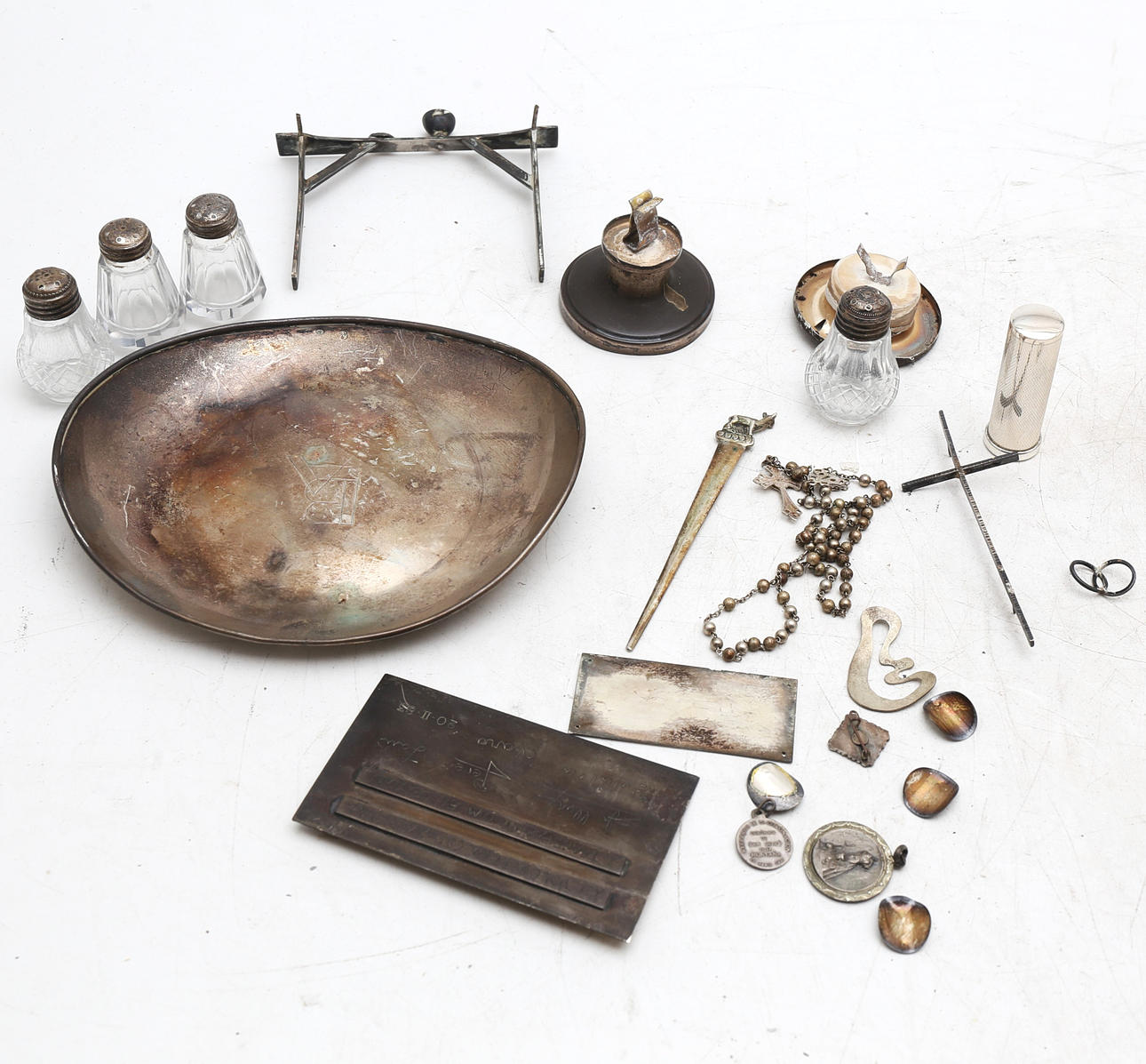 Various silver objects, 20th Century. Silver & Metals - Silver - Auctionet