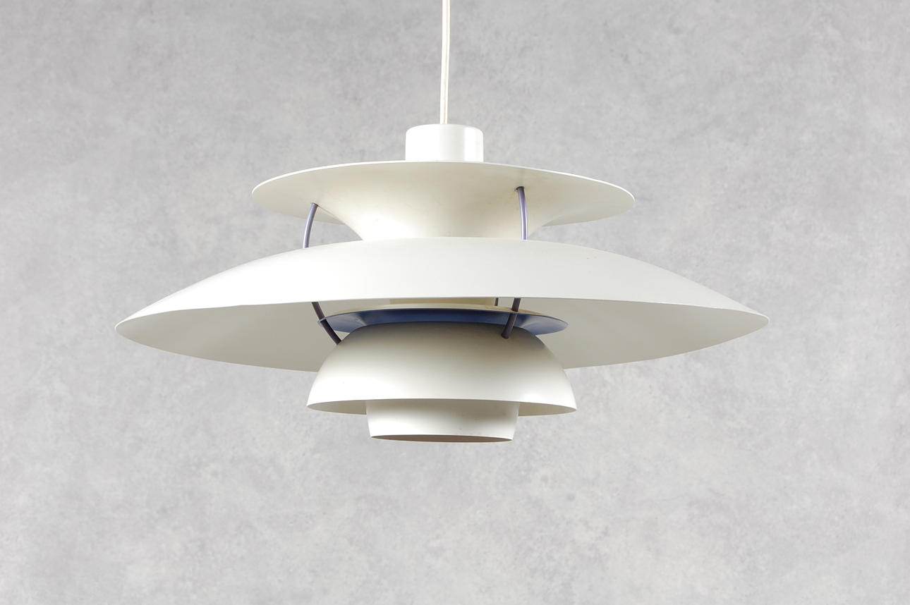 POUL HENNINGSEN. TAKARMATUR, PH-5, Louis Poulsen, Danmark.