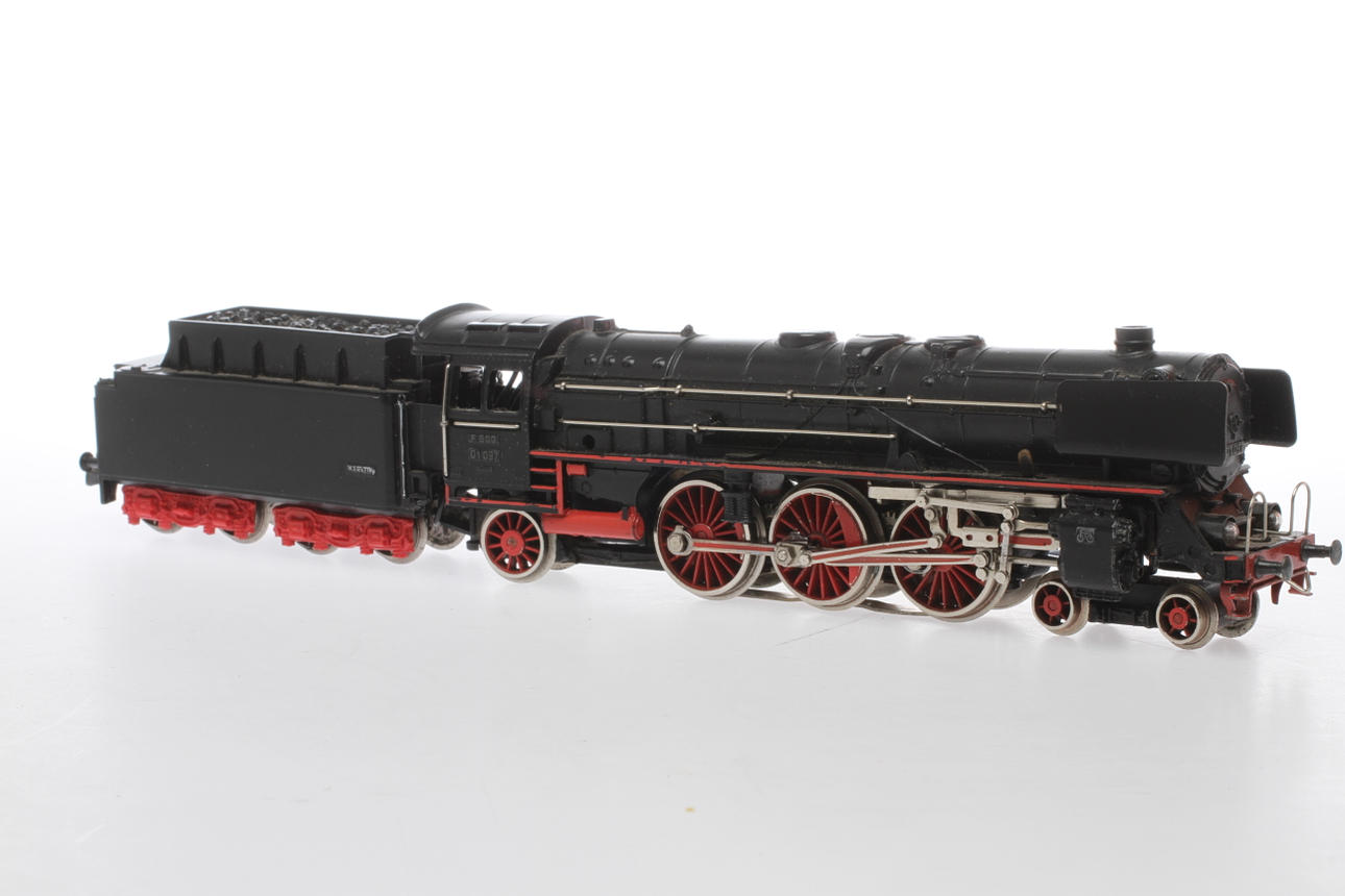 MÄRKLIN ånglok 3026 "F 800 01 097".
