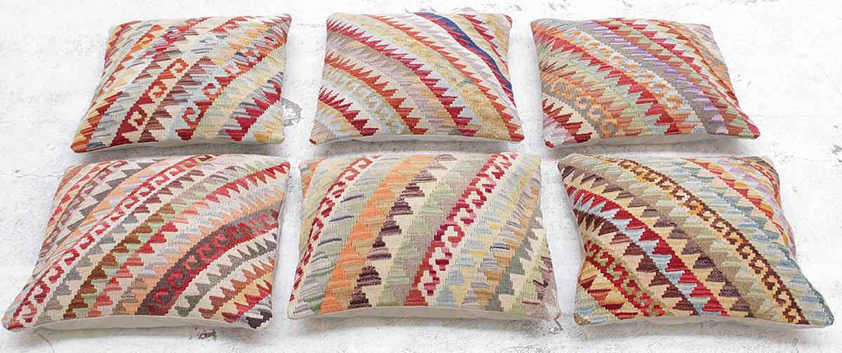 KUDDARFODRAL, 6 st, Orientaliska, Kelim, uzbak, ca 48 x 48 cm.