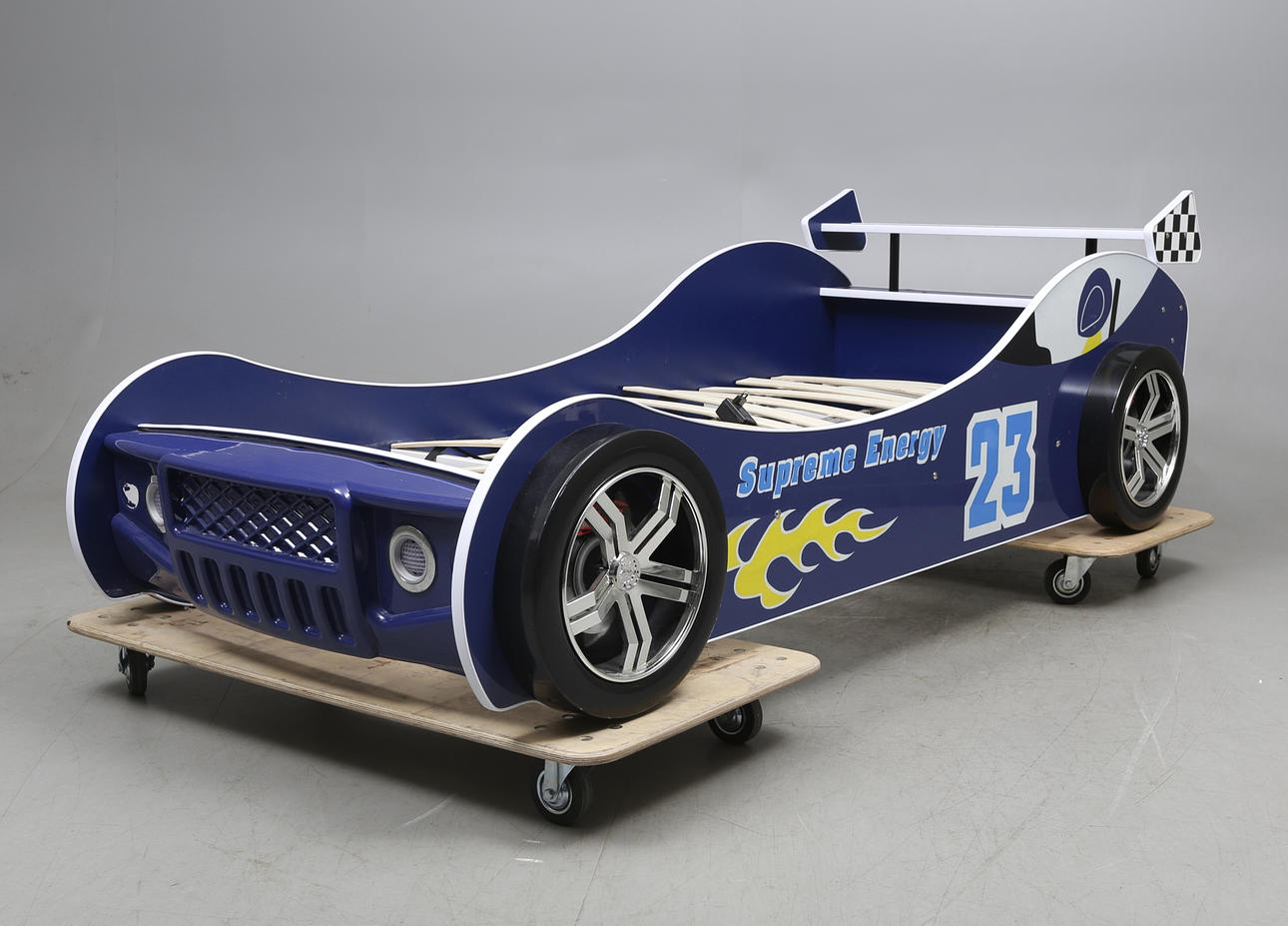 LASTEN Sänky, auto, 2000-luku.