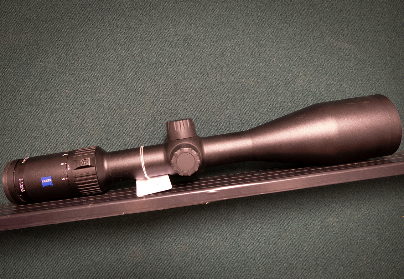 Zeiss, Conquest V4, 3-12x56.