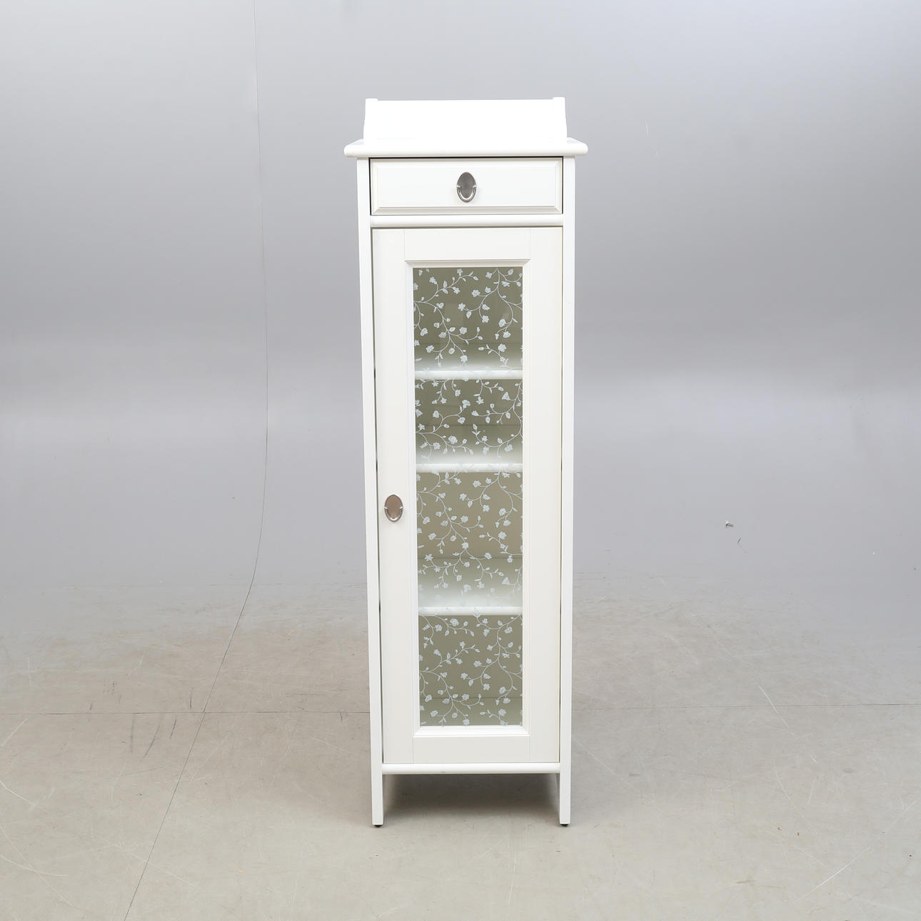 VITRINE, weiß mit dekorativem Glas und Schublade mit Spiegel. IKEA. Möbel - Schränke & Regale