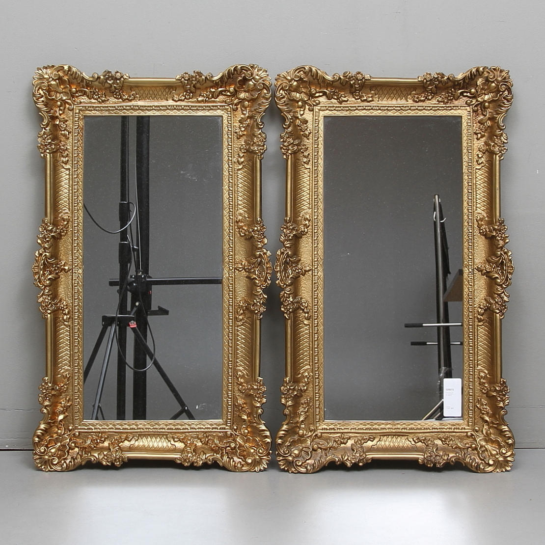 SPEGLAR, ett par, nyrokoko-stil, 1900-tal.
