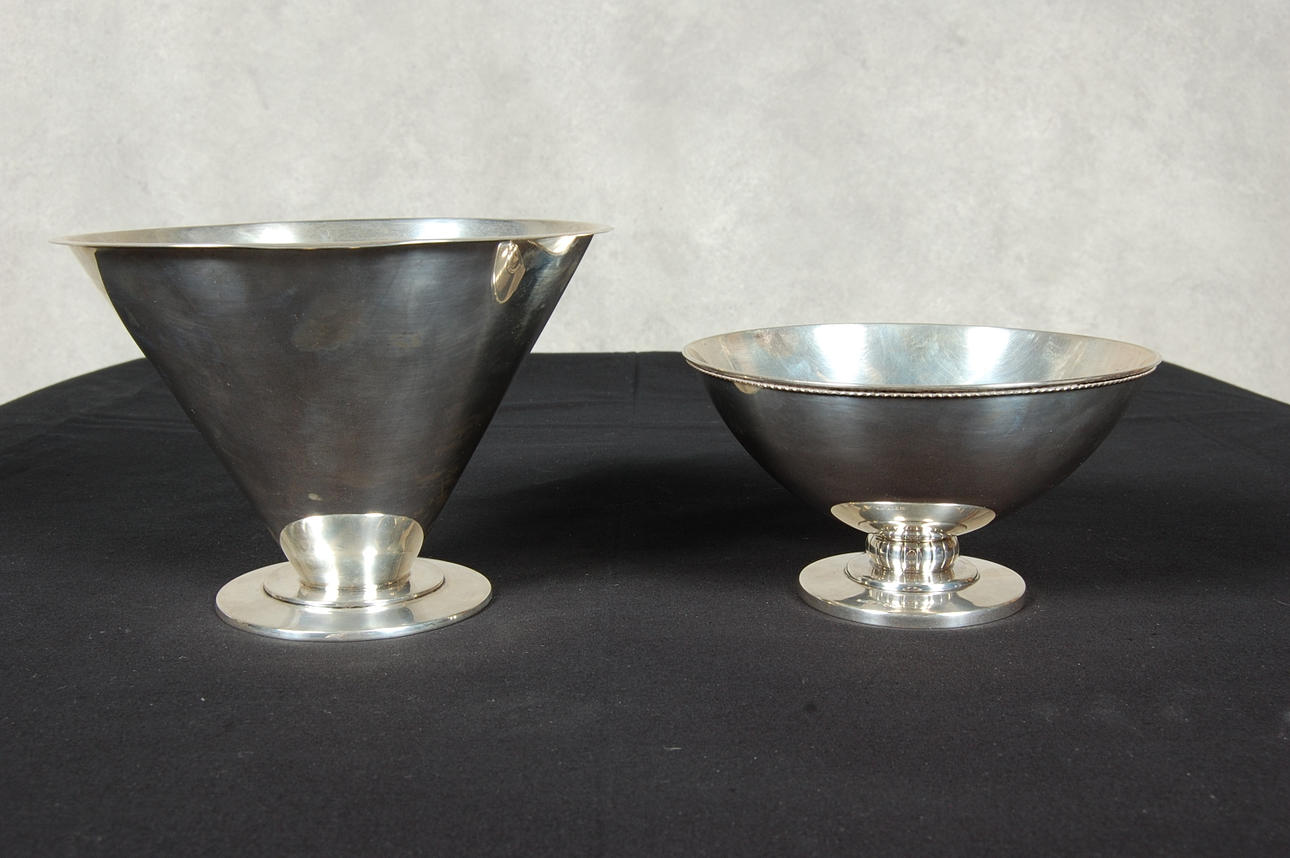 SKÅLAR, silver, 2 st, Vikt 559 g.