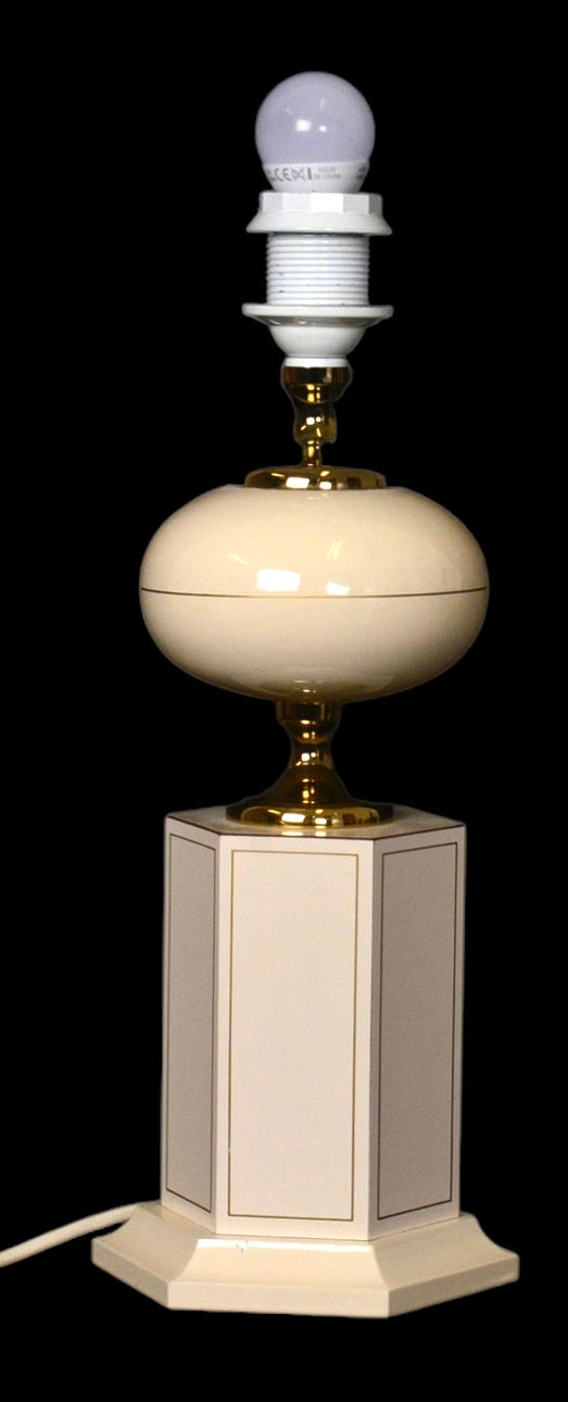 TABLE LAMP, Jarsy, Norco.