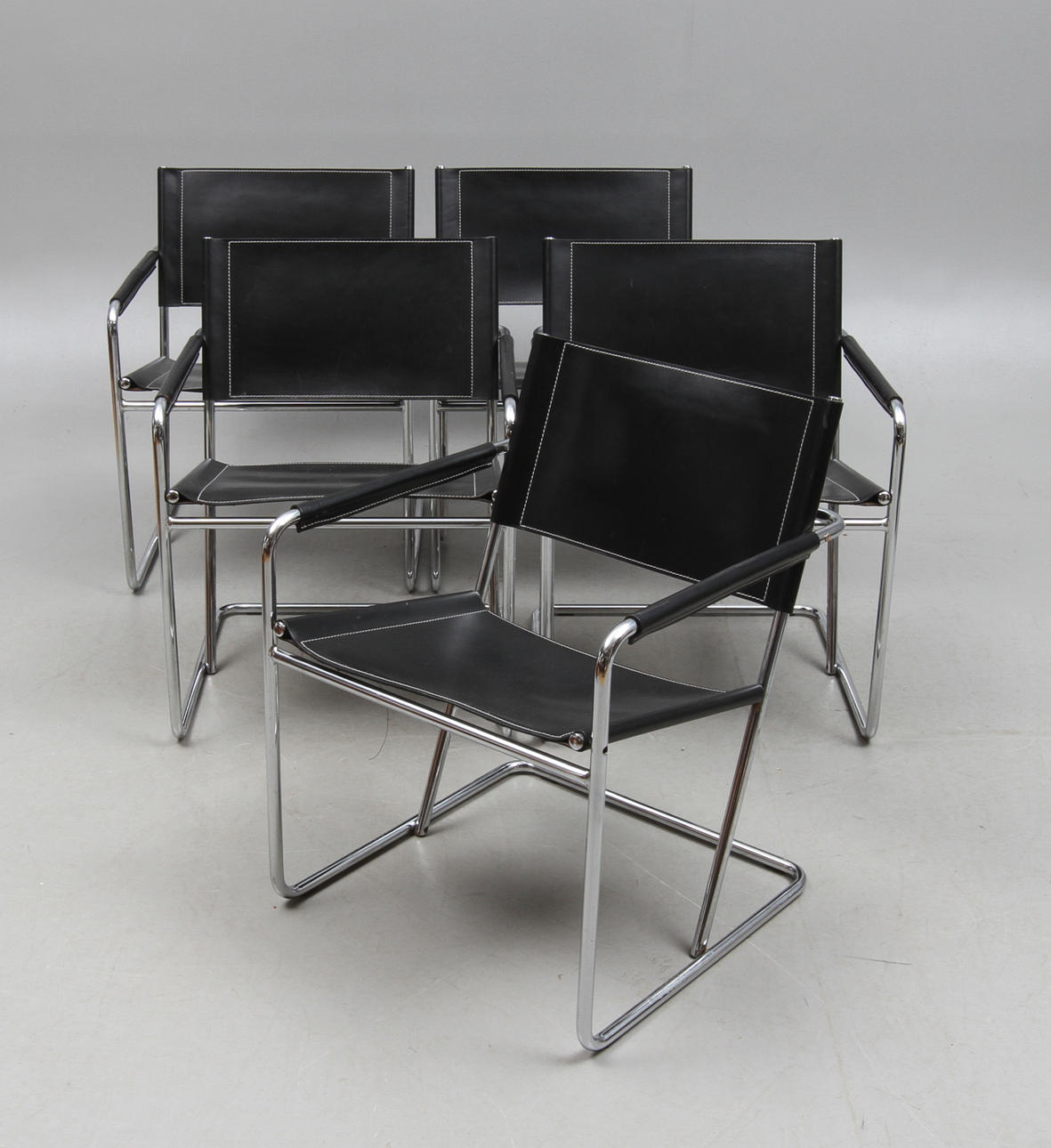 KARMSTOLAR, 5 st, läder och stålrör, Italien, 19/2000-tal.