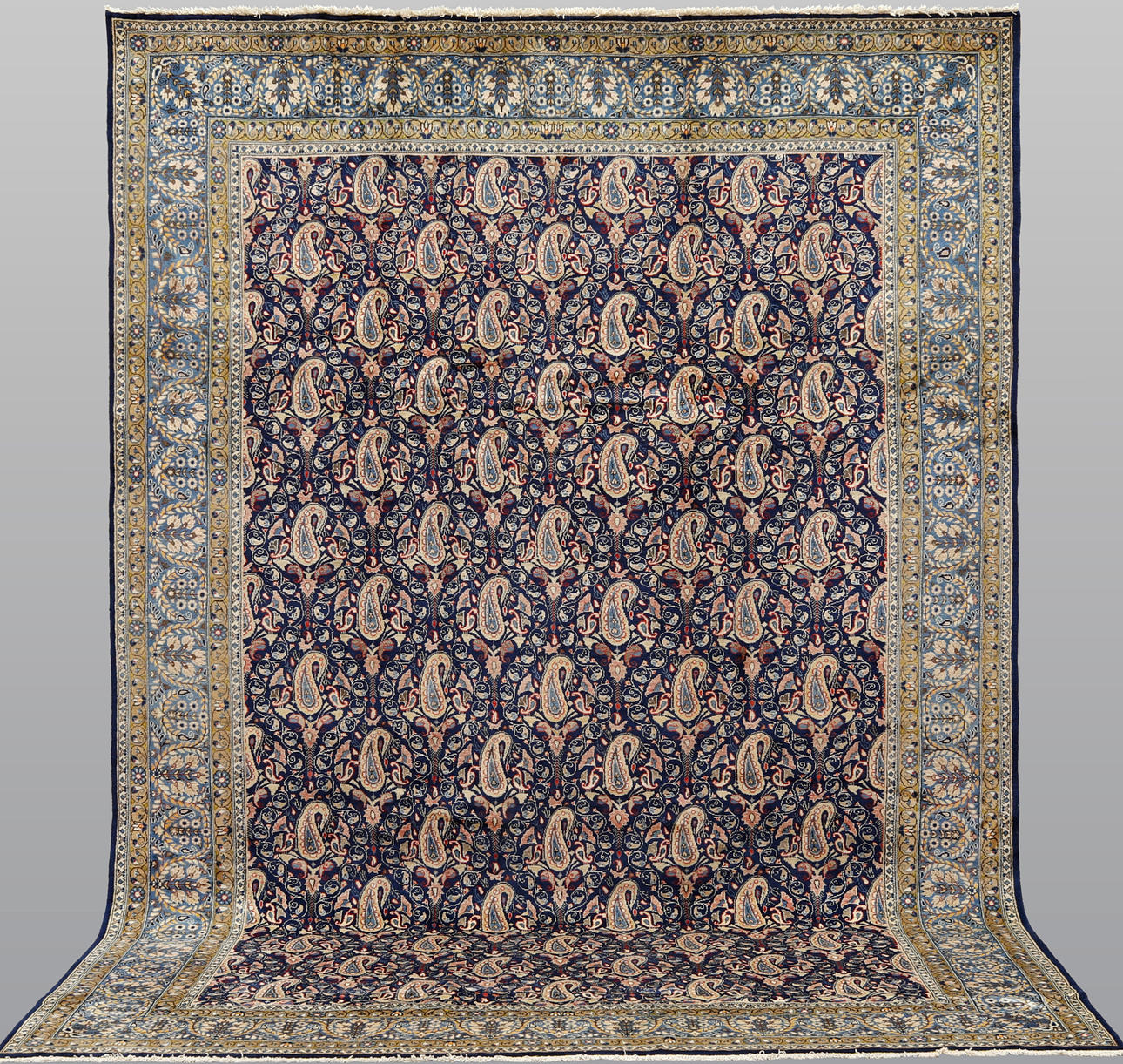 ORIENTMATTA. Keshan, 367 x 254 cm.