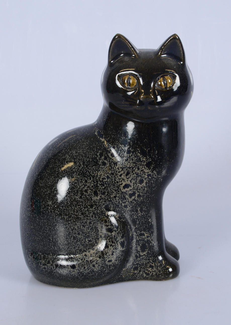 LISA LARSON. Katt, Gustavsbergs studio.