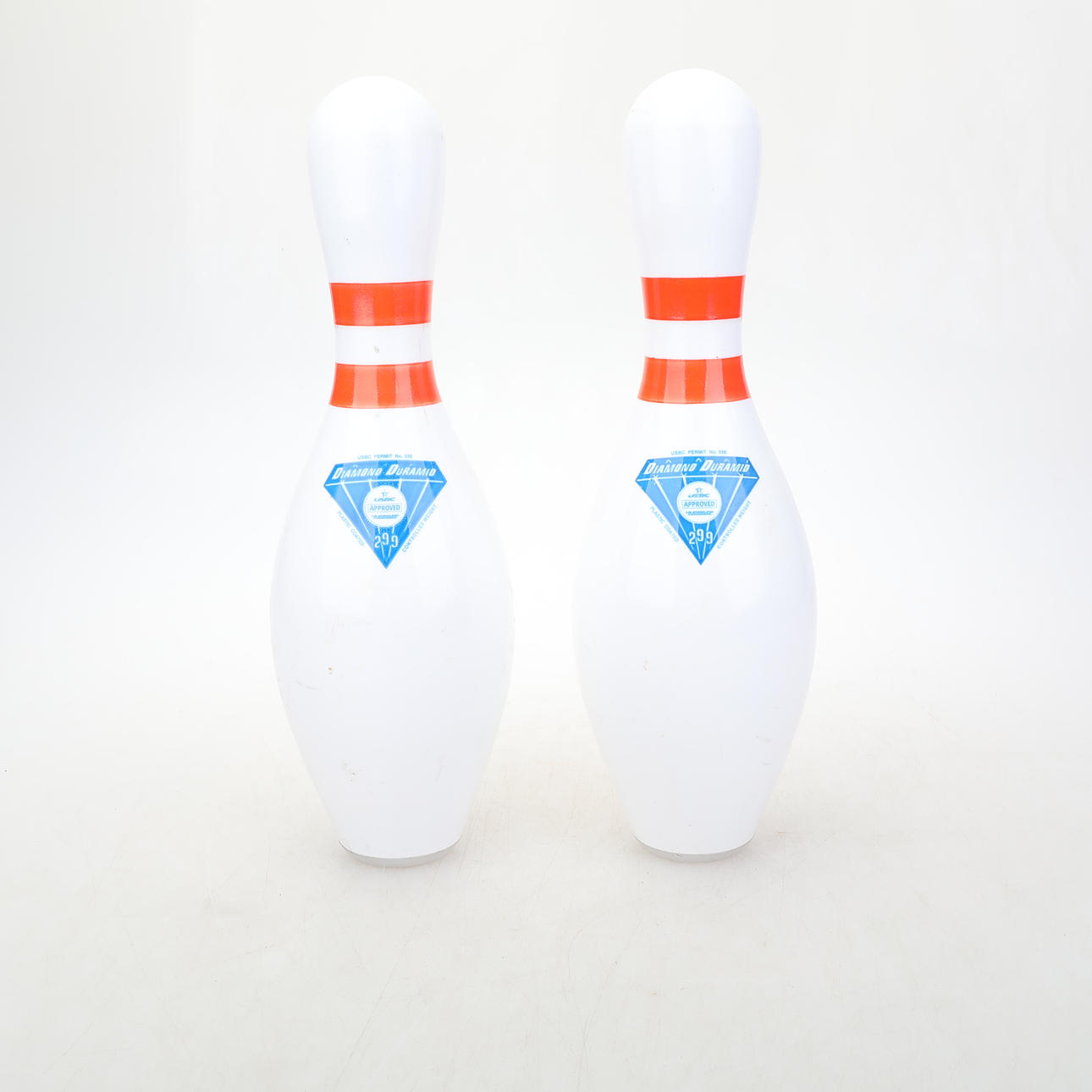 BOWLINGKÄGLOR, ett par , USBC. Leksaker Leksaker