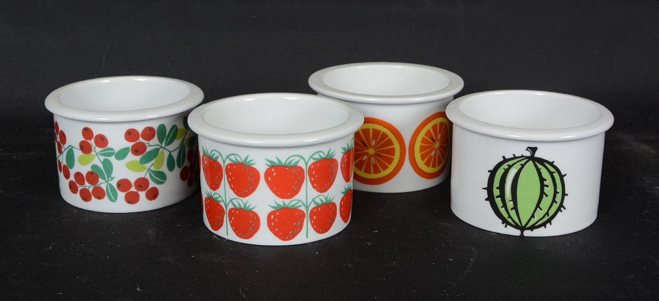 MARMELADBURKAR, porslin. 4 st. Arabia, 1900-talets andra hälft.