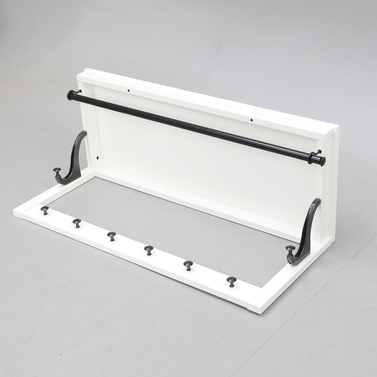 HATTHYLLA, Hemnes Ikea.