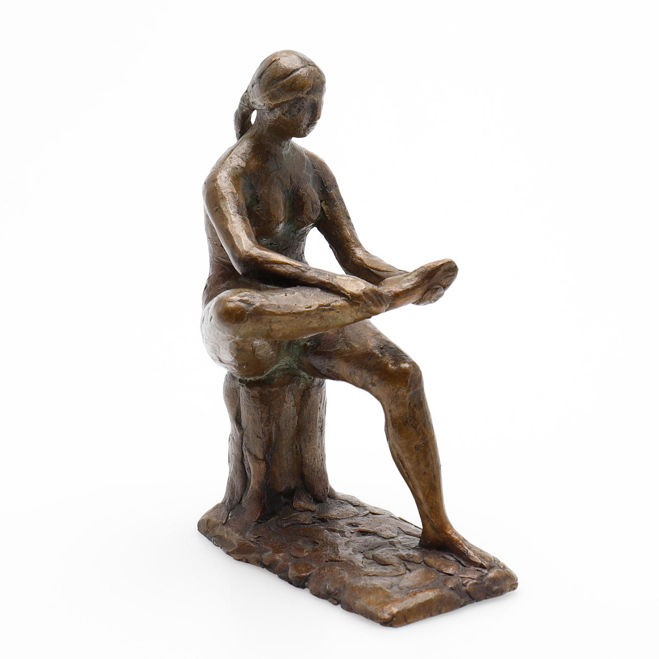 IB BRAUN. SIDENDE KVINDE.