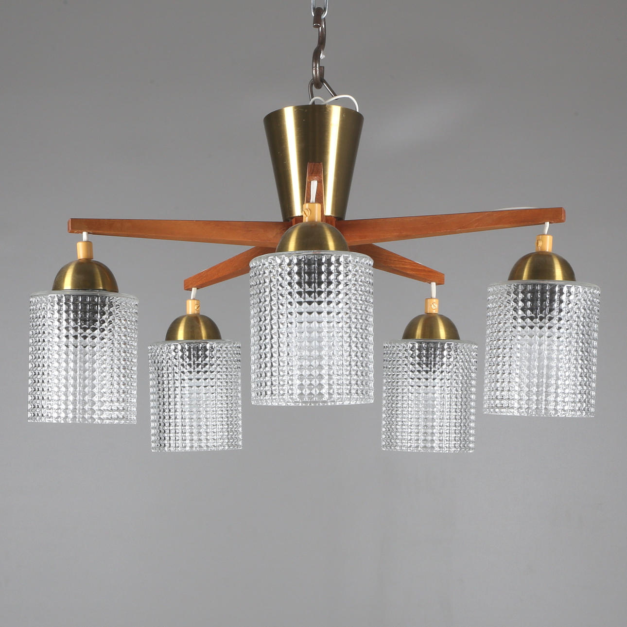 TAKLAMPA, 5 ljuspunkter, trä, metall samt glas, 1960/70-tal.