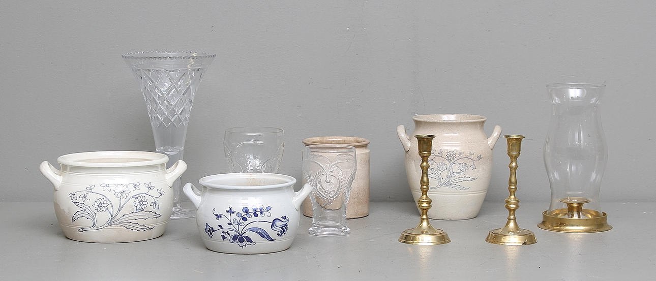 GLAS, MÄSSING OCH KERAMIK, 1900-tal.