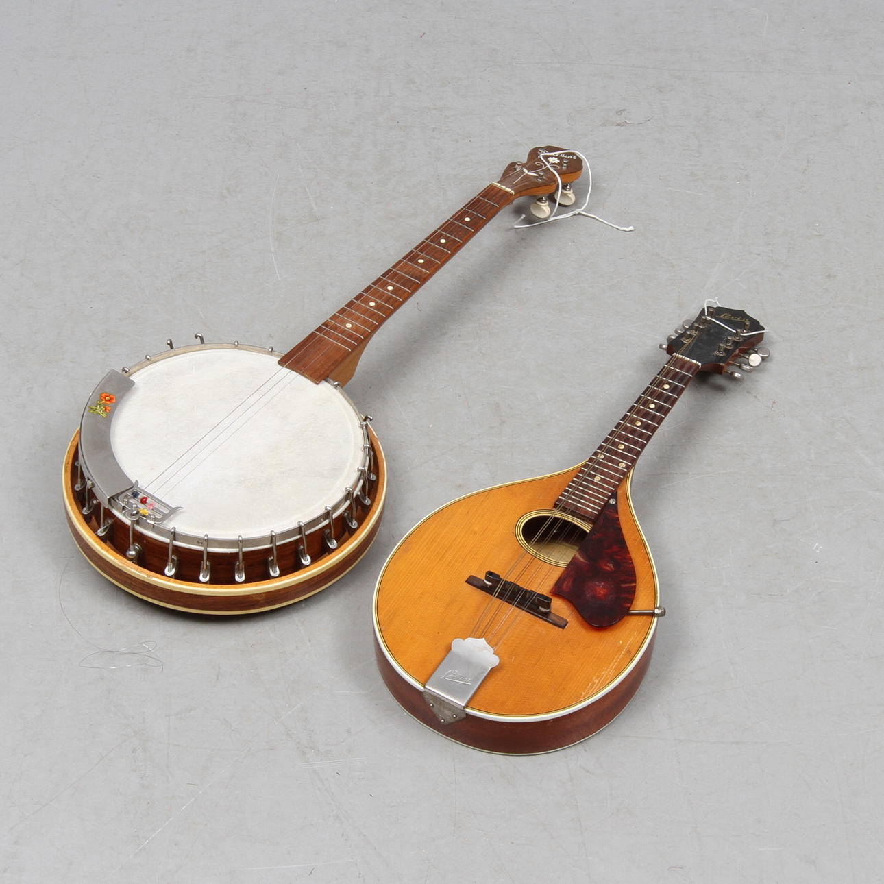 MANDOLIN samt BANJO, Levin samt Excellent.