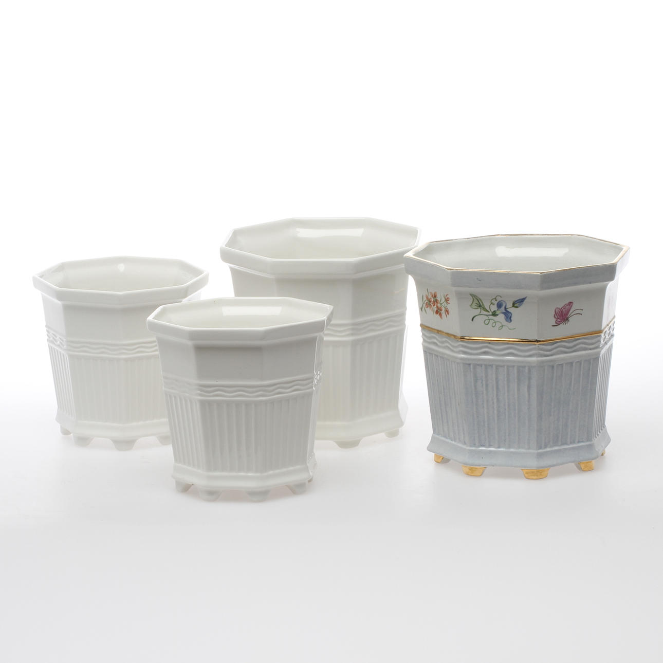 YTTERFODER, 4 st, porslin, Prins Eugens Waldermarsudde, Gustavsberg samt Rörstrand.