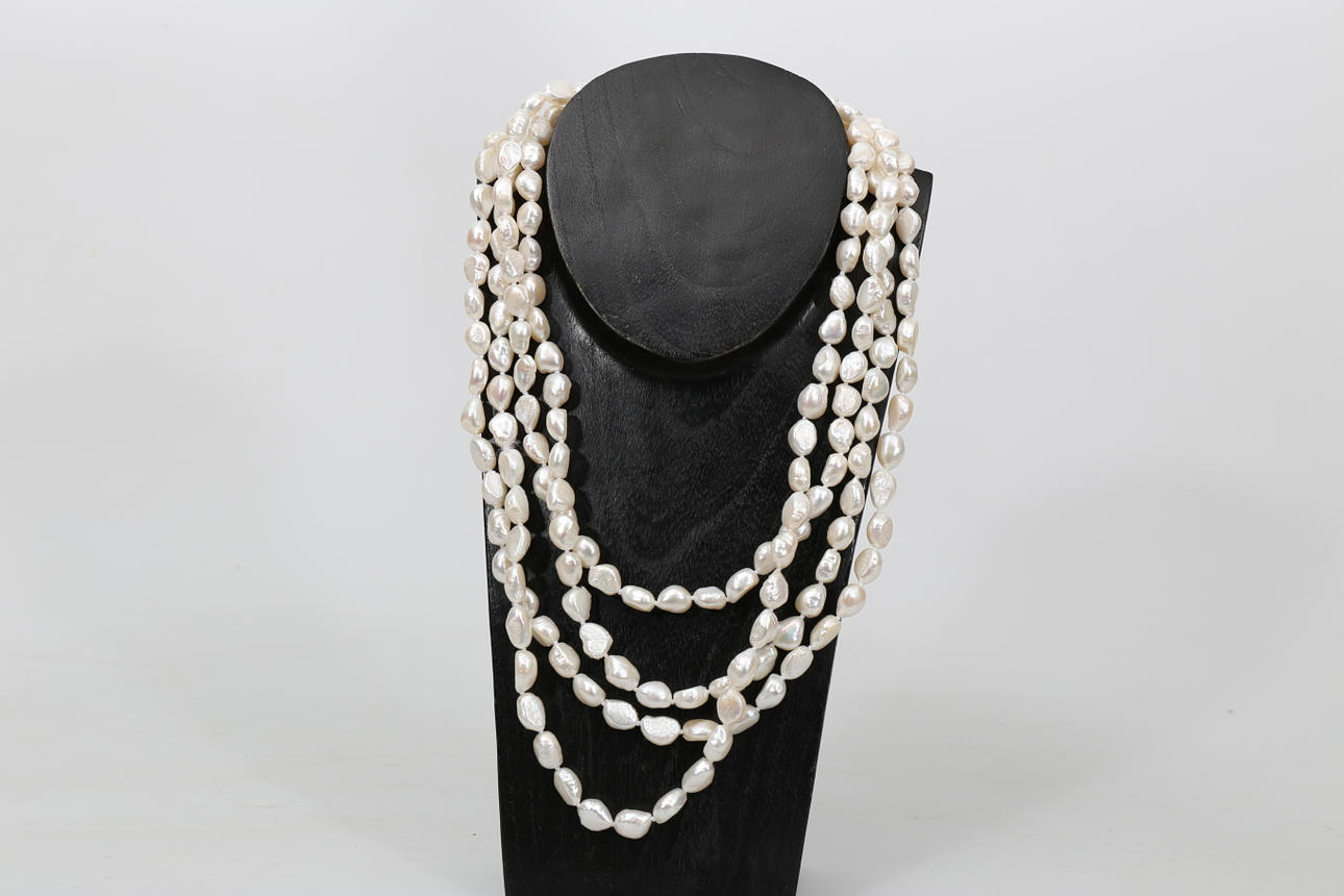 HALSBAND, barocka sötvattenspärlor, 2000-tal.