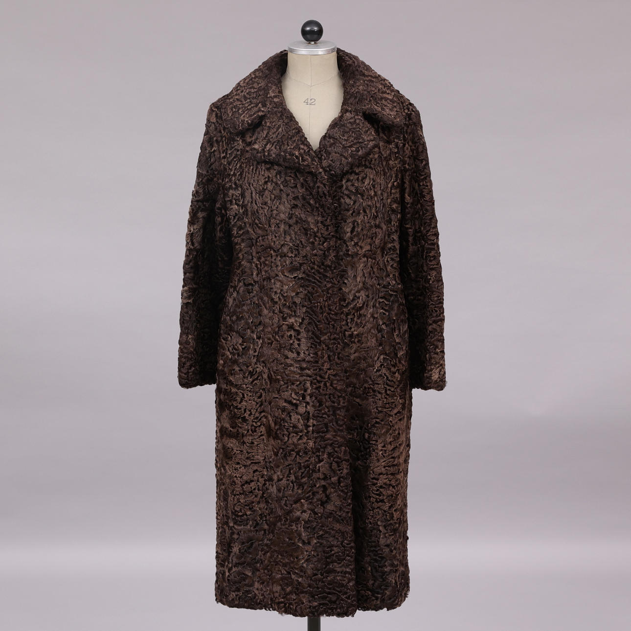 PÄLSKAPPA, brun persian, Mattssons Päls Malmö.