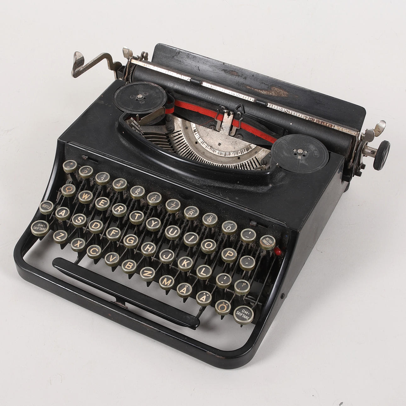 Eine Schreibmaschine, unmarkiert, 20. Jahrhundert.