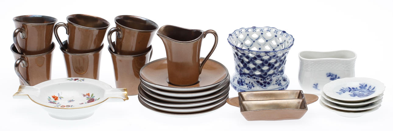 KERAMIKFÖREMÅL, 21 delar, Royal Copenhagen, Edward Hald för Karlskrona, Meissen, 1900-tal.