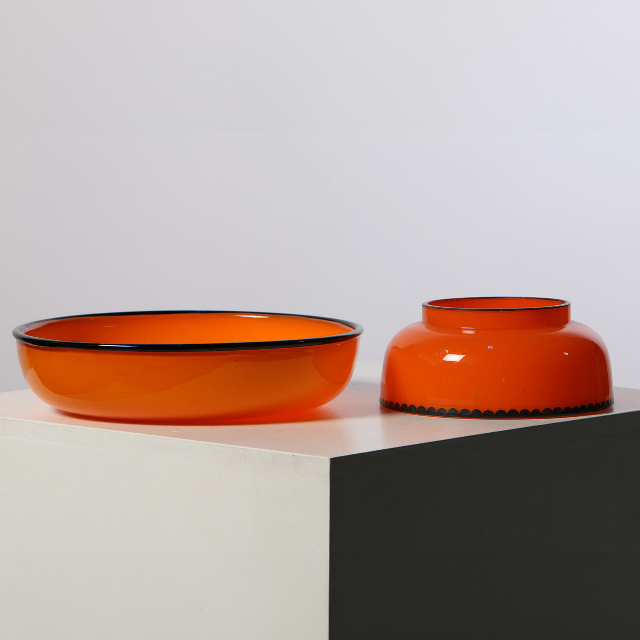 TANGO SKÅLAR, 2 ST, LOETZ, OMKRING 1920 (2).