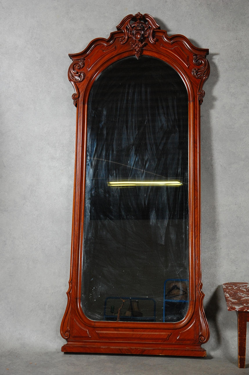 SPEGEL nyrokoko 1800-talet senare del.