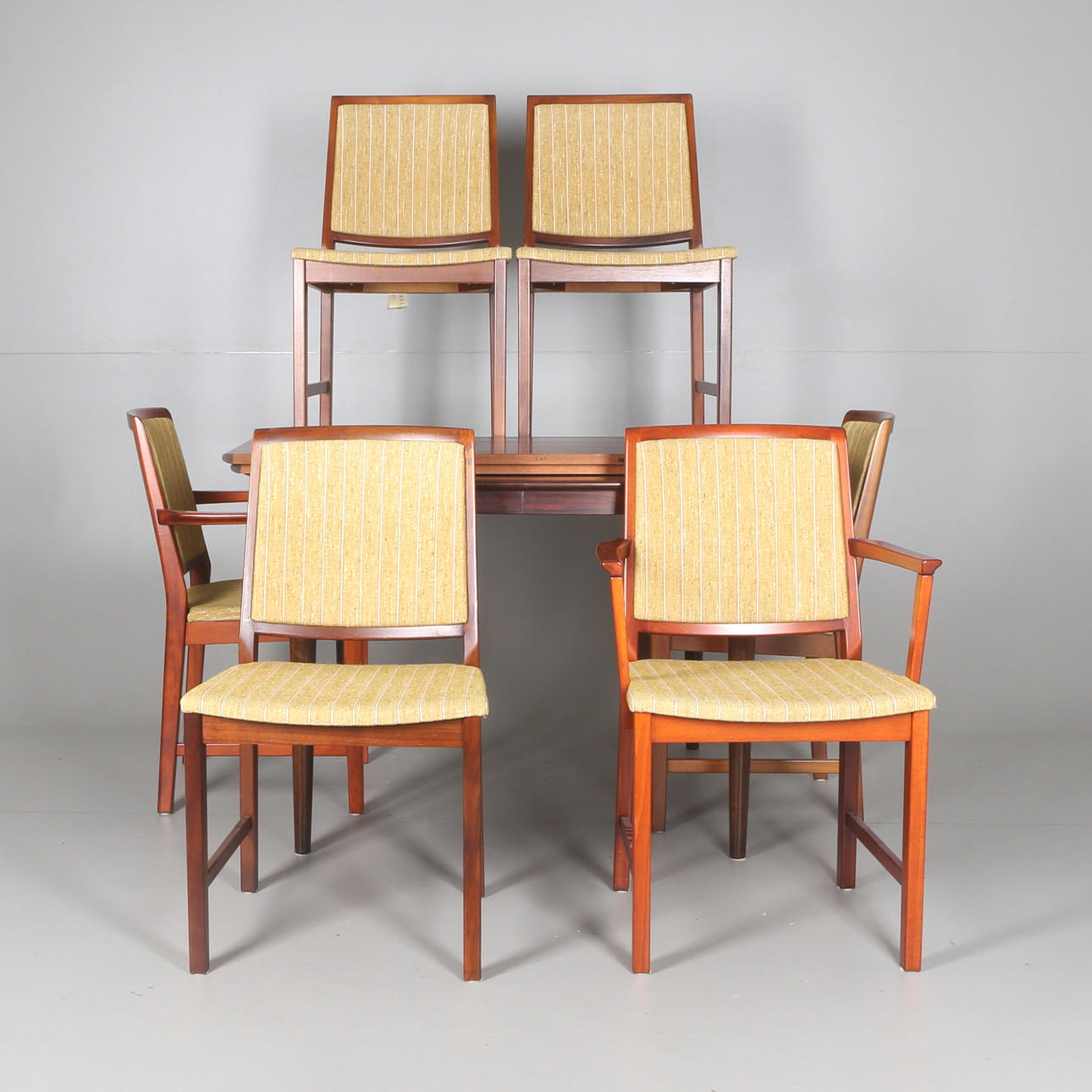 MATSALSGRUPP, 7 delar, 1900-talets andra hälft.