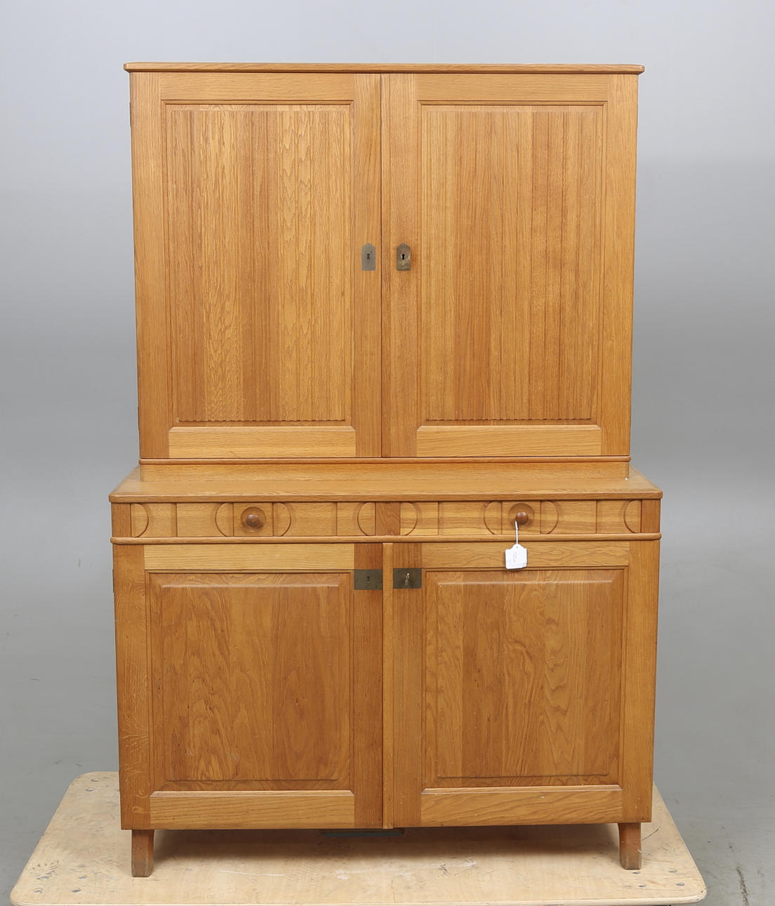 SKÅP, "Calmare Nyckel", Carl Malmsten, 1900-talets andra hälft.