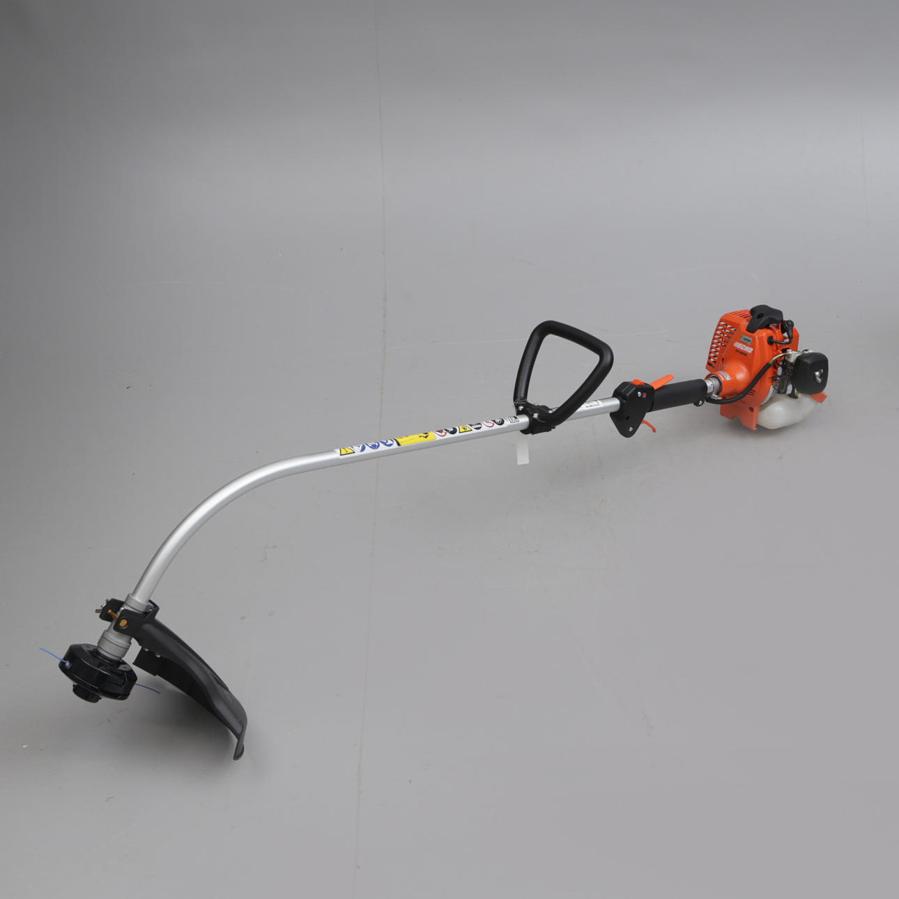 CORTADORA DE CÉSPED Echo, moderna: 2 baterías y cargador.