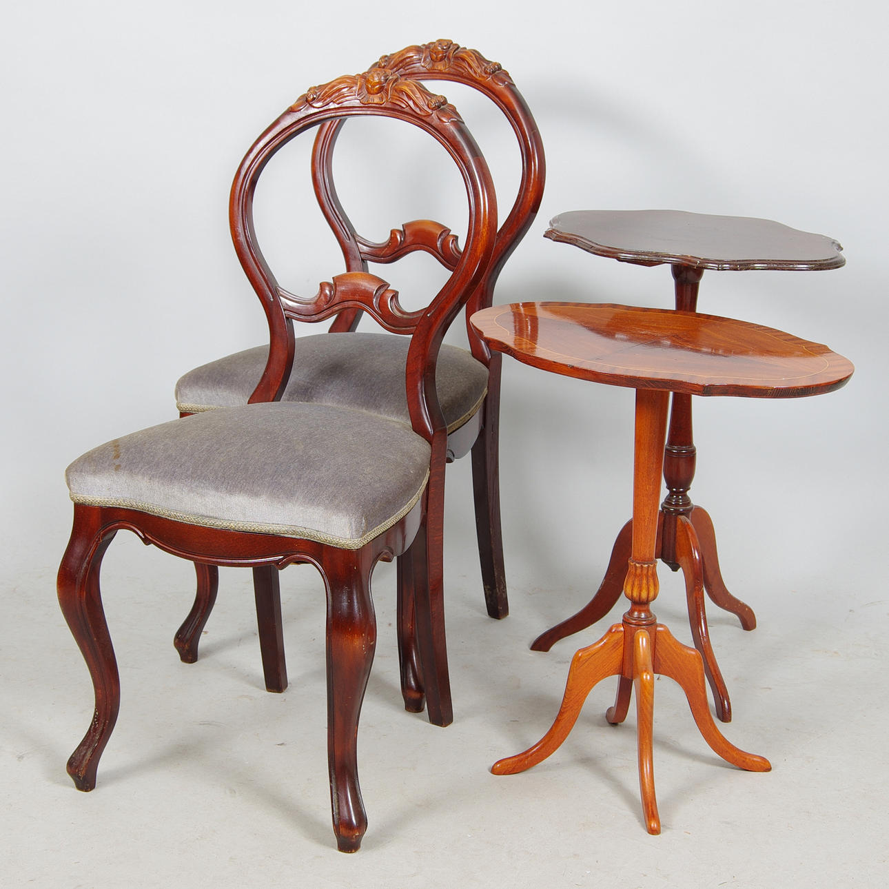 STOLAR SAMT PELARBORD, mahogny, rokokostil.