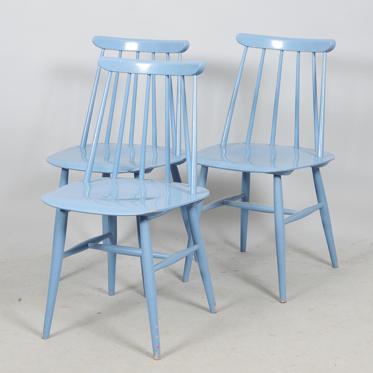 STOLAR, 3 stycken, "Fanett", Ilmari Tapiovaara, Edsbyverken.