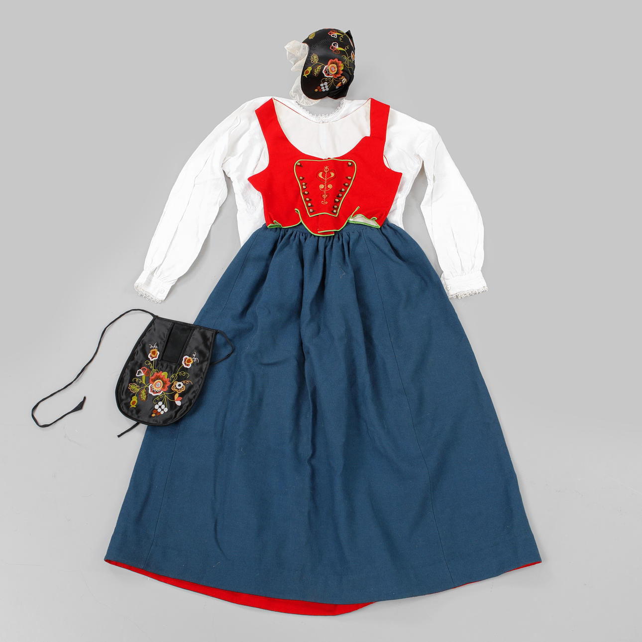 FOLKDRÄKT, Hedemora, Dalarna.