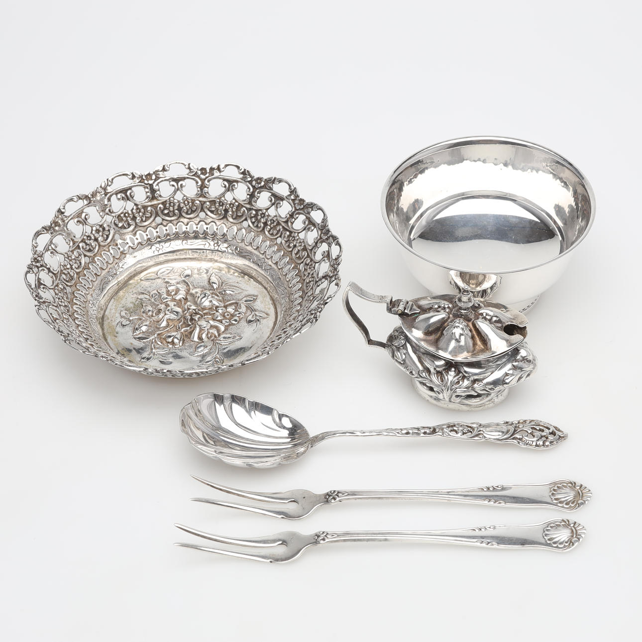 OBJETOS DE PLATA, 6 piezas.