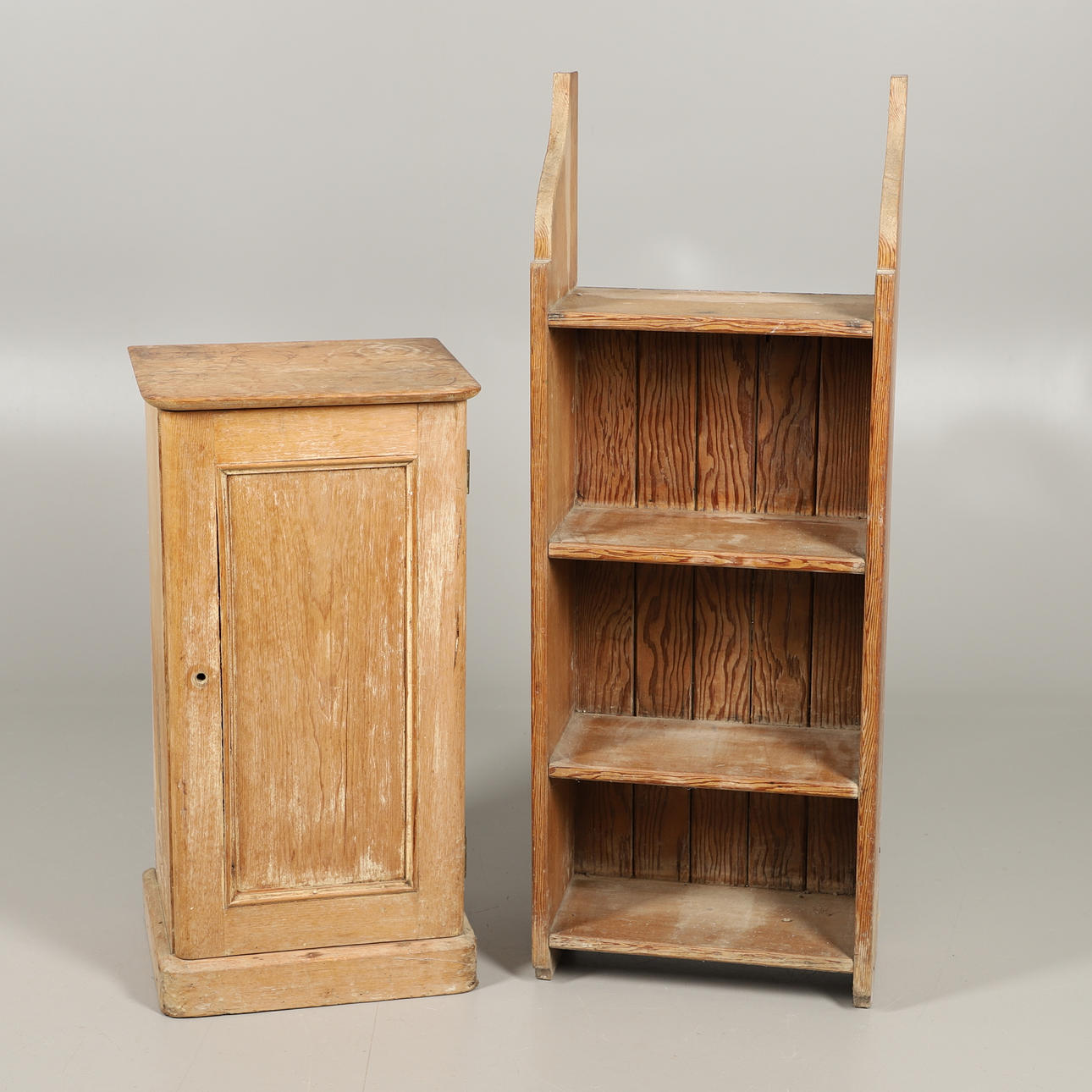 A VICTORIAN PINE POT CUPBOARD, AND A MODERN PINE SHELF.