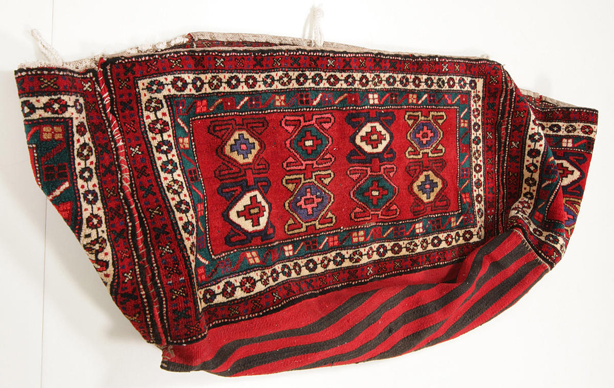 NOMAD VÄSKA, Persien, ca 150 x 150 cm.