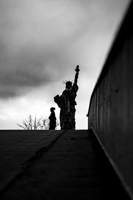 MARTIN SKÖLD. Paris.