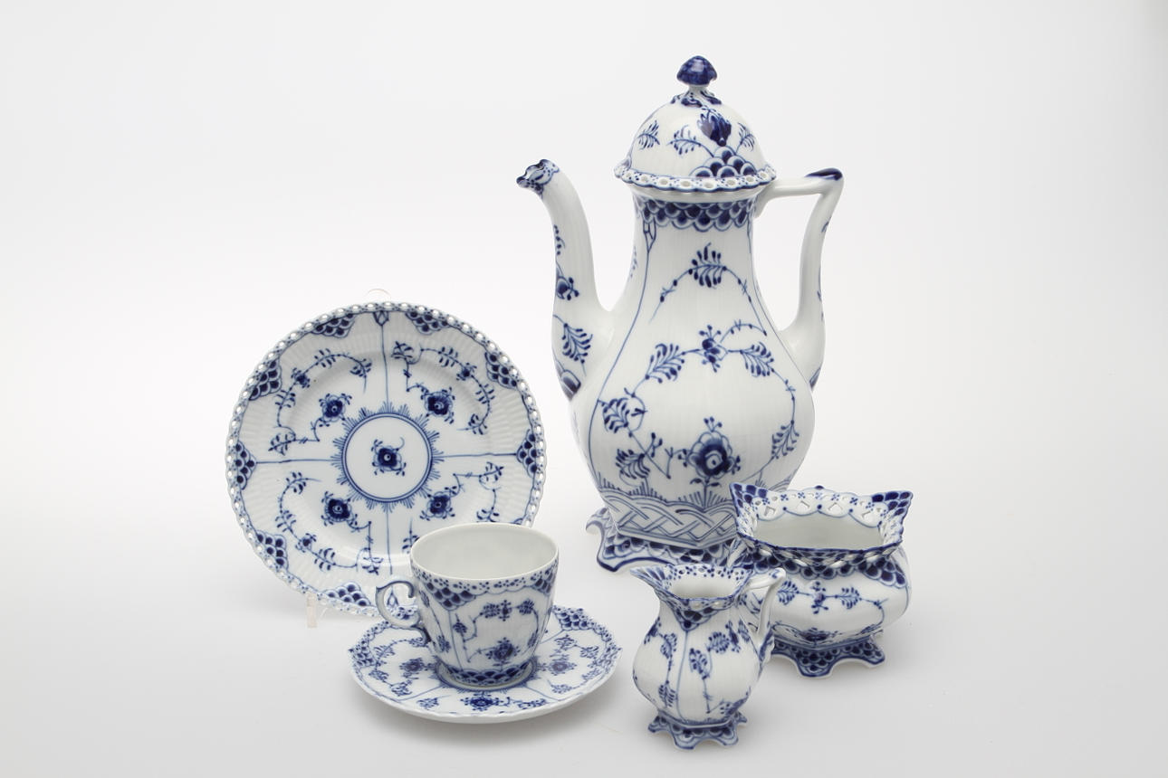 KAFFESERVIS, "Musselmalet", Kunglig Dansk, 27 delar.