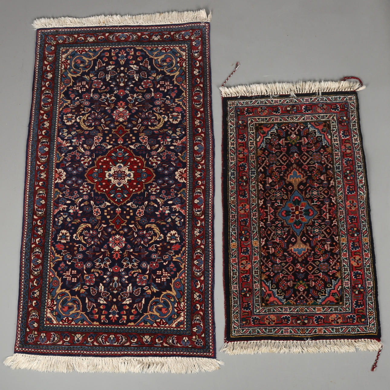 MATTOR, 2 st, Kirman, olika storlek.