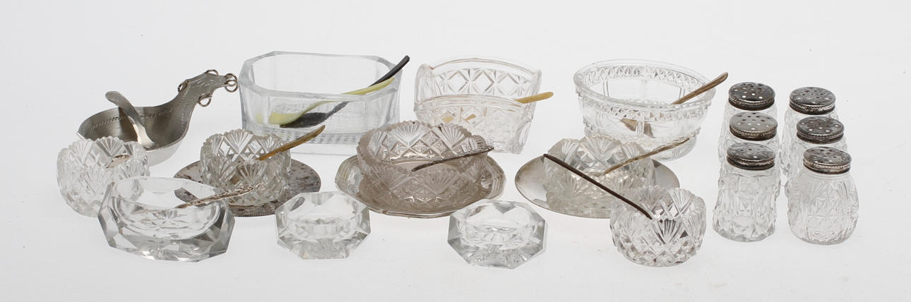 SALTKAR, 18 st, glas, silver, nysilver och tenn, 1800-1900-tal.
