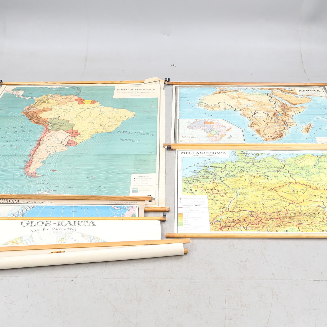 MAPAS ESCOLARES, seis piezas.