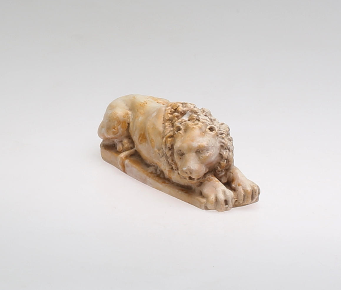 FIGURIN, gips, Lejon, 1900-tal.