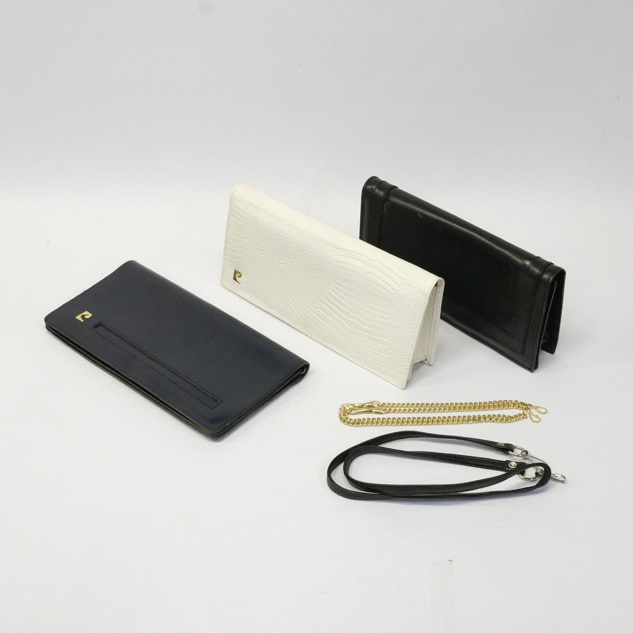 PIERRE CARDIN, DREI HANDTASCHEN.